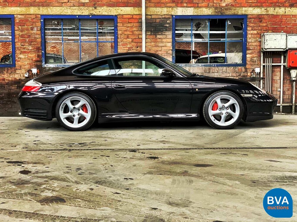 Porsche 911 4S 3.6 Coupé Carrera 320 PS 2002, 13-ND-XZ.