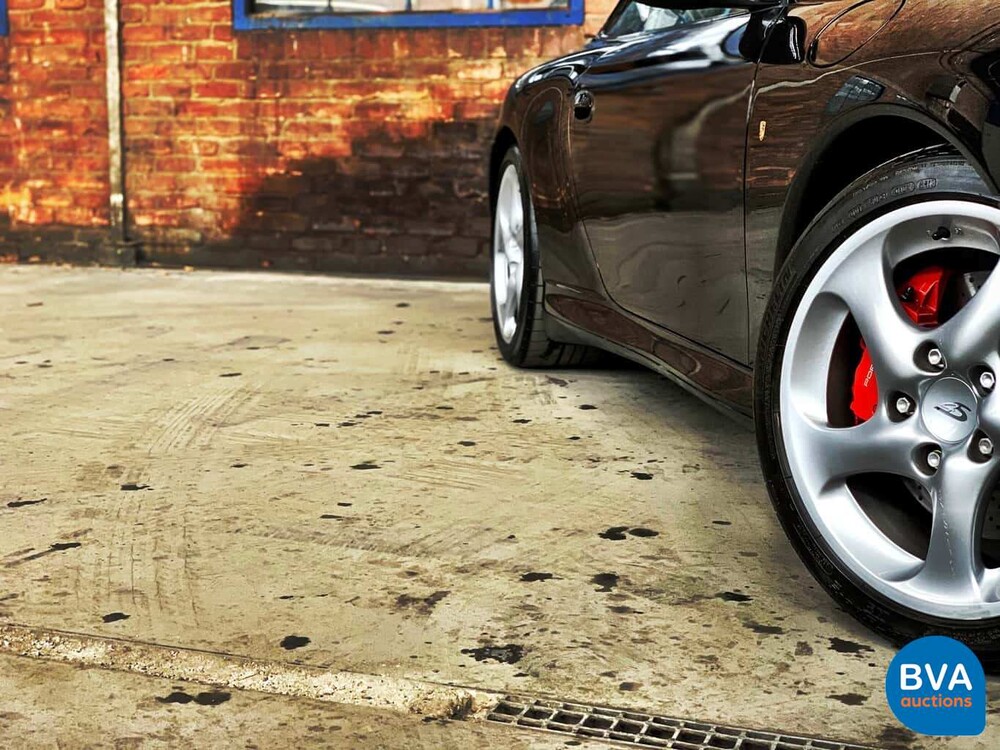 Porsche 911 4S 3.6 Coupé Carrera 320 PS 2002, 13-ND-XZ.