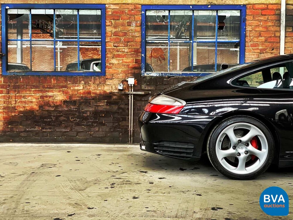 Porsche 911 4S 3.6 Coupé Carrera 320 PS 2002, 13-ND-XZ.