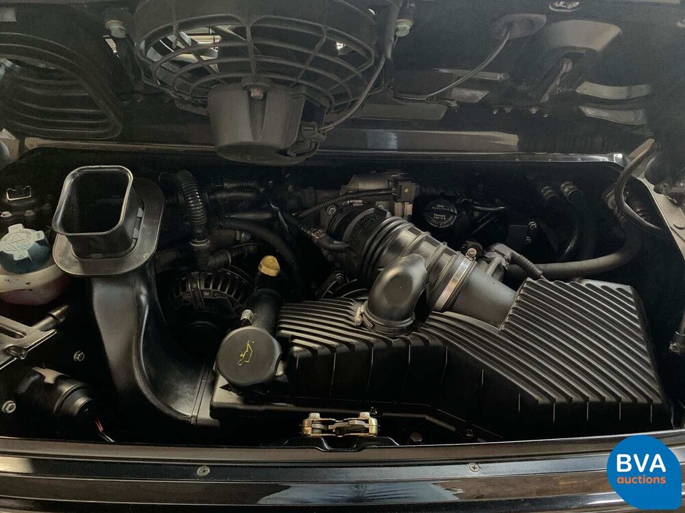 Porsche 911 4S 3.6 Coupé Carrera 320 PS 2002, 13-ND-XZ.