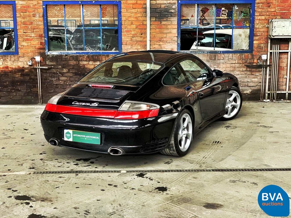 Porsche 911 4S 3.6 Coupé Carrera 320 PS 2002, 13-ND-XZ.