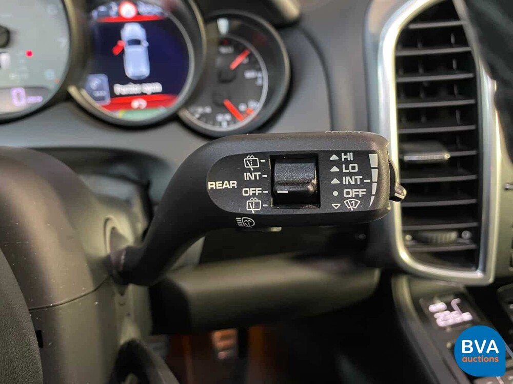 Porsche Cayenne S 4.8 V8 400 PS 2013, 2-XJF-10.