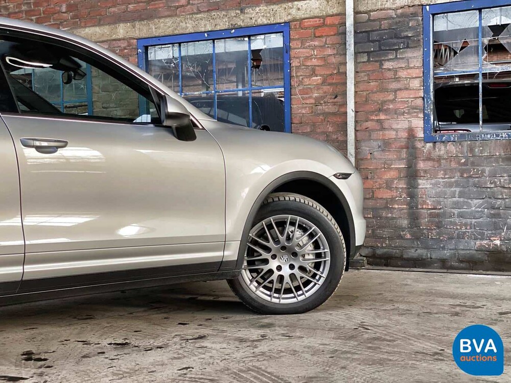 Porsche Cayenne S 4.8 V8 400 PS 2013, 2-XJF-10.