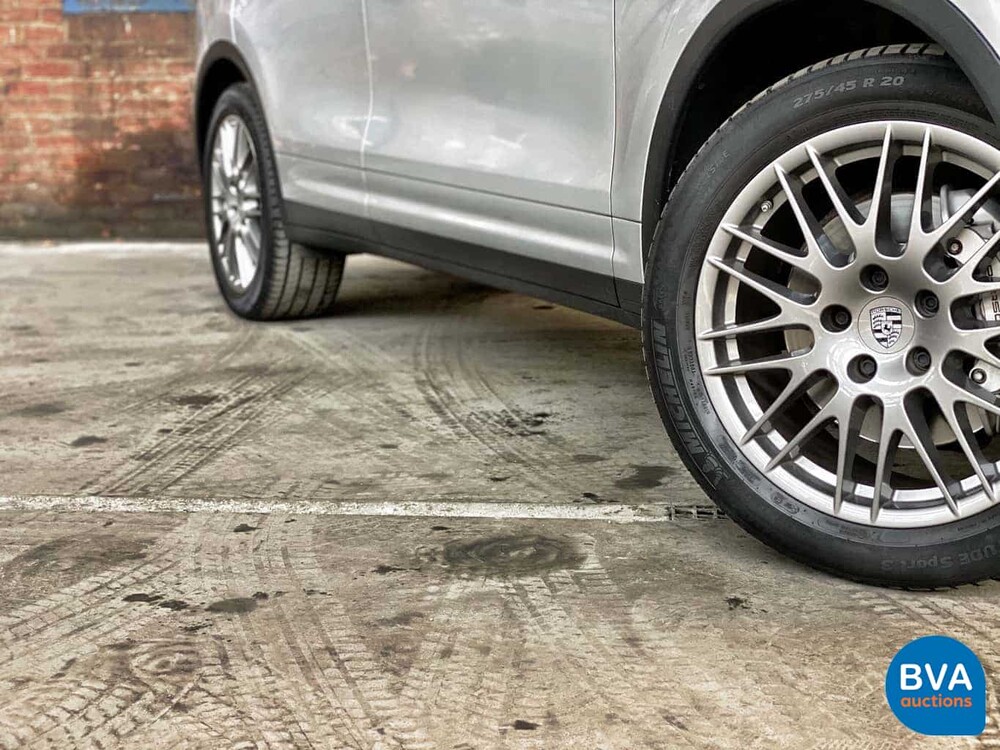 Porsche Cayenne S 4.8 V8 400 PS 2013, 2-XJF-10.