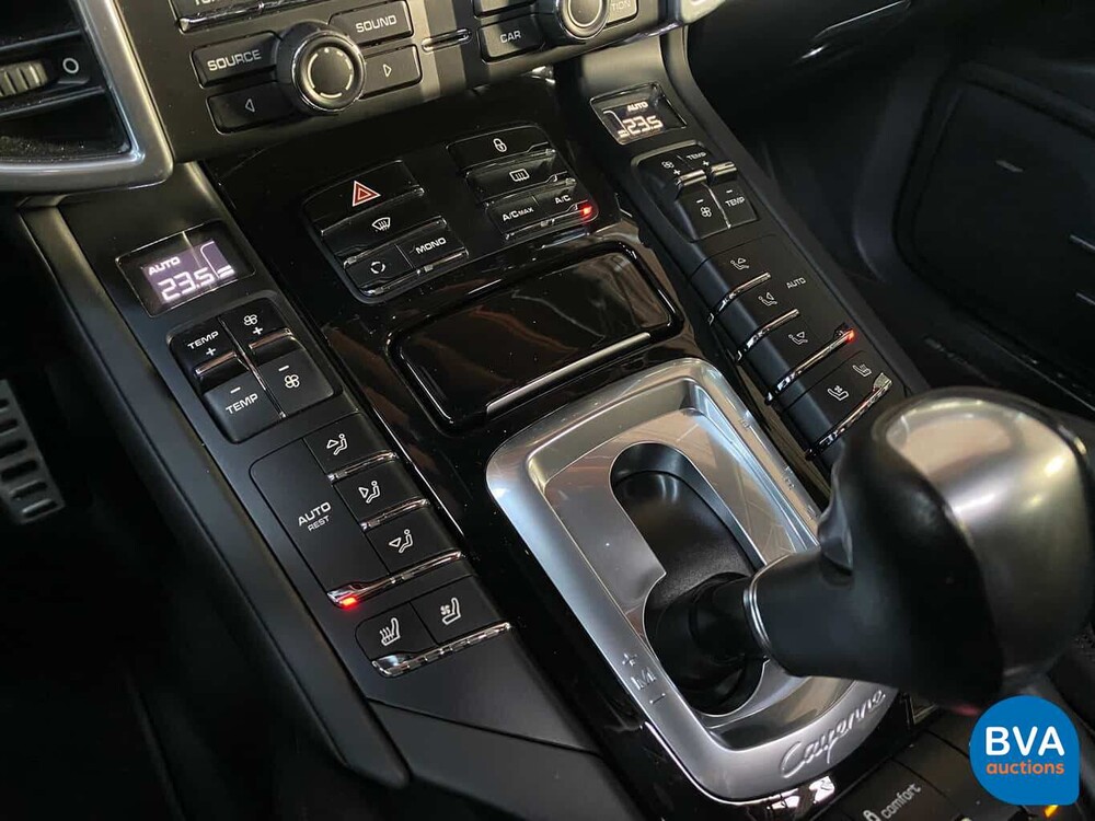 Porsche Cayenne S 4.8 V8 400 PS 2013, 2-XJF-10.