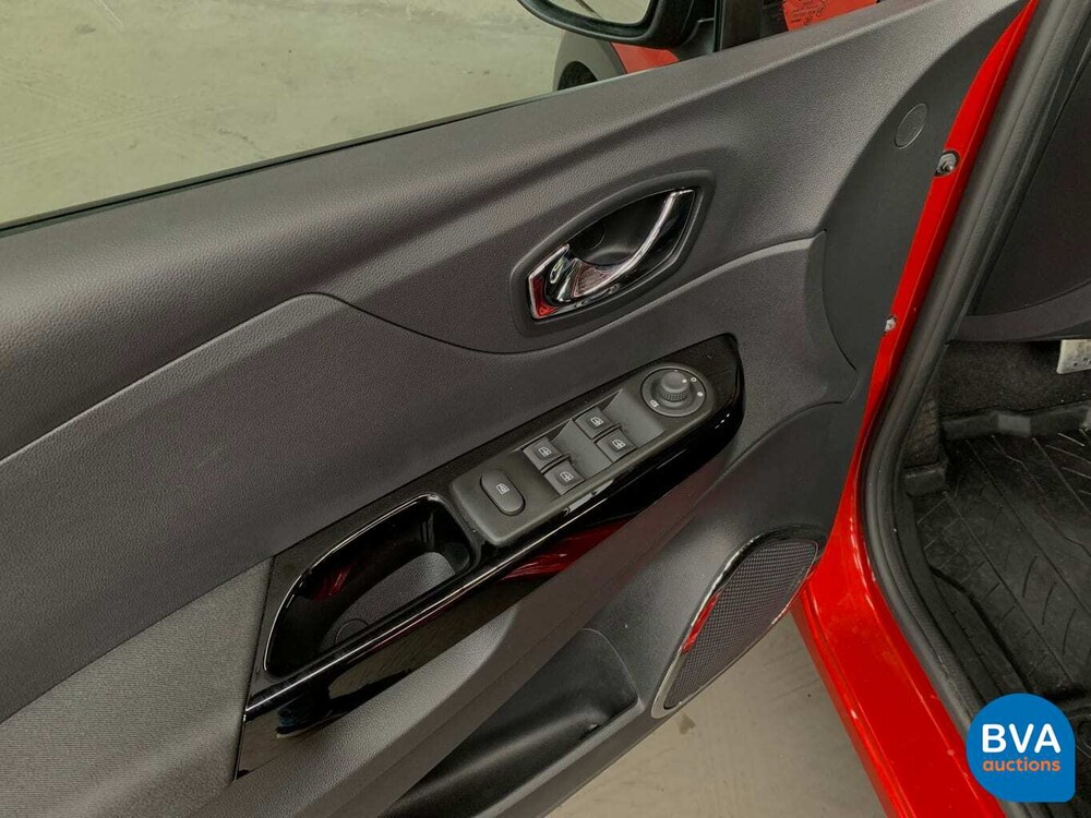 Renault Captur 1.2 TCe Dynamique 118 PS 2016, K-944-LN.