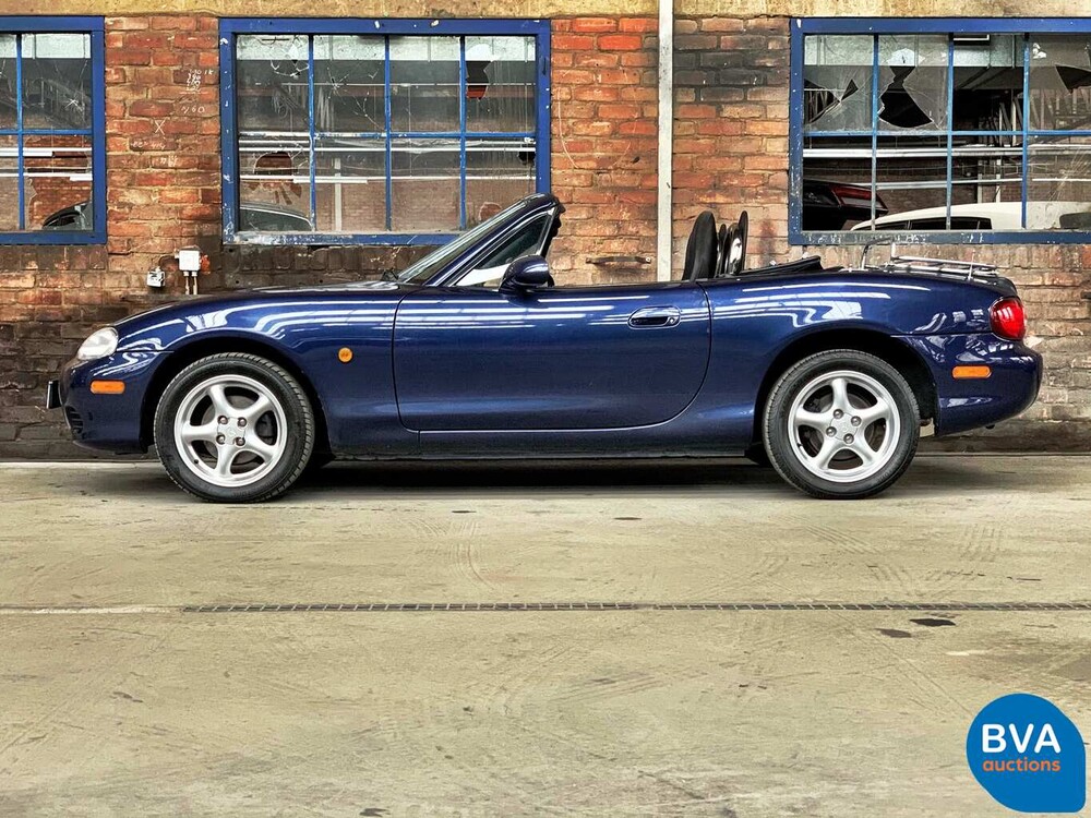 Mazda MX-5 Cabriolet 1.6i Exklusive 110 PS 2003 -Org. NL-, 17-LL-GK.