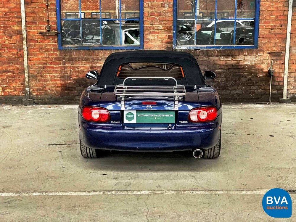Mazda MX-5 Cabriolet 1.6i Exklusive 110 PS 2003 -Org. NL-, 17-LL-GK.