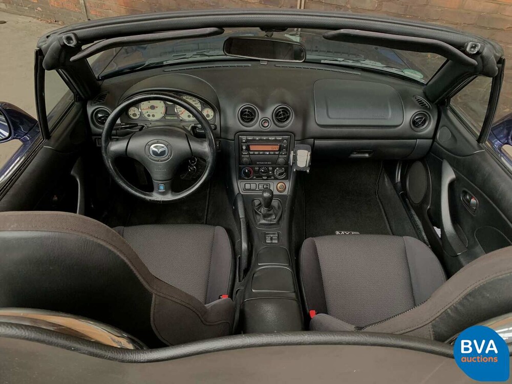 Mazda MX-5 Cabriolet 1.6i Exklusive 110 PS 2003 -Org. NL-, 17-LL-GK.