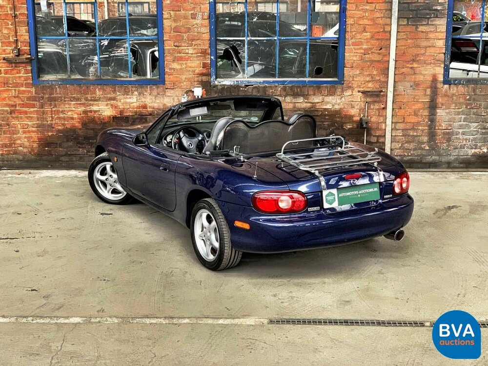 Mazda MX-5 Cabriolet 1.6i Exklusive 110 PS 2003 -Org. NL-, 17-LL-GK.