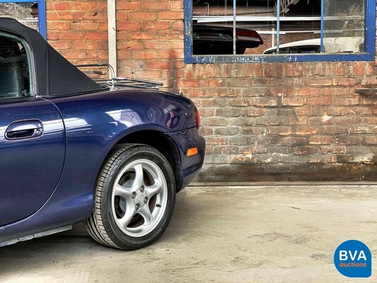 Mazda MX-5 Cabriolet 1.6i Exclusive 110hp 2003 -Org. NL-, 17-LL-GK.