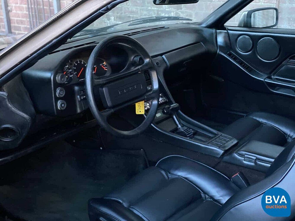 Porsche 928 5.0 V8 1984.