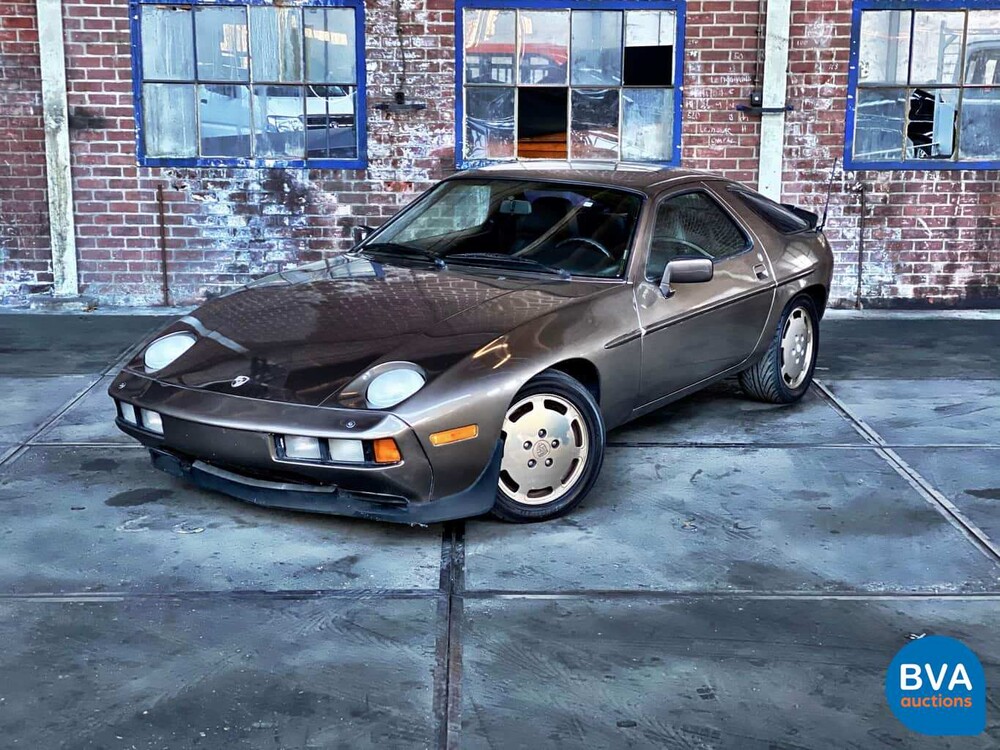Porsche 928 5.0 V8 1984.