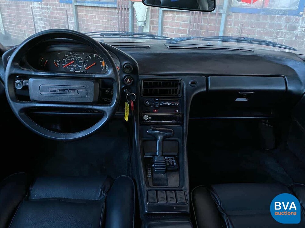 Porsche 928 5.0 V8 1984.