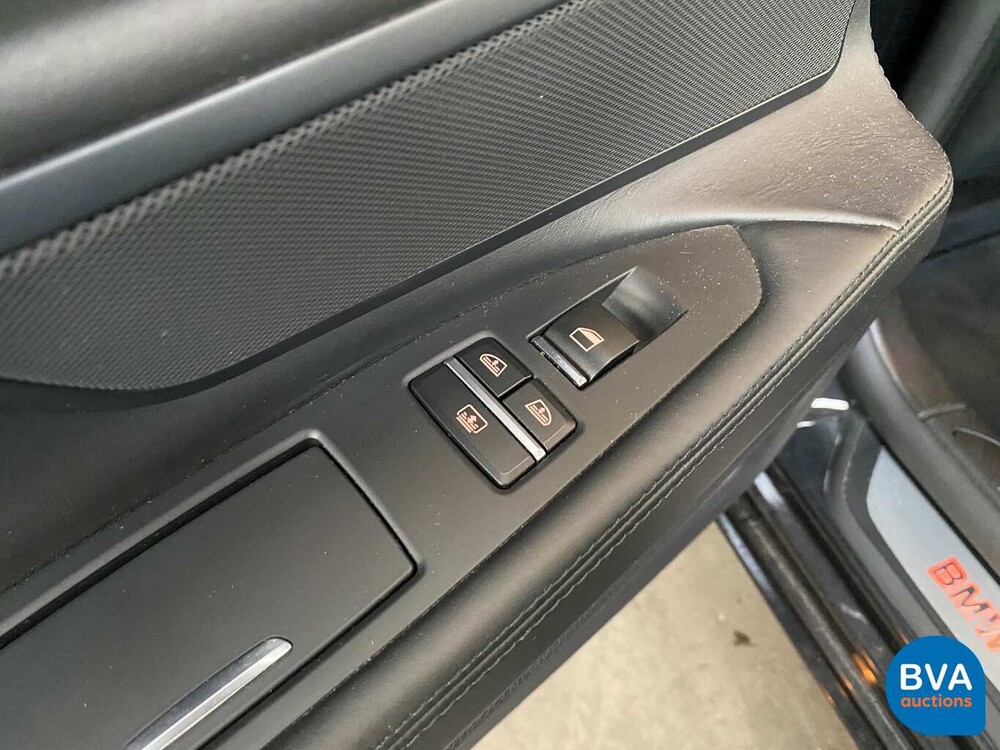 BMW 750i xDrive High Executive 408 PS 2011 -Original NL-, 33-PGS-1.