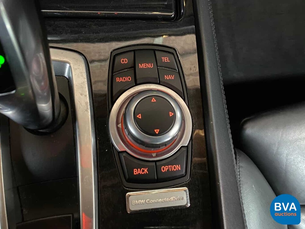 BMW 750i xDrive High Executive 408 PS 2011 -Original NL-, 33-PGS-1.