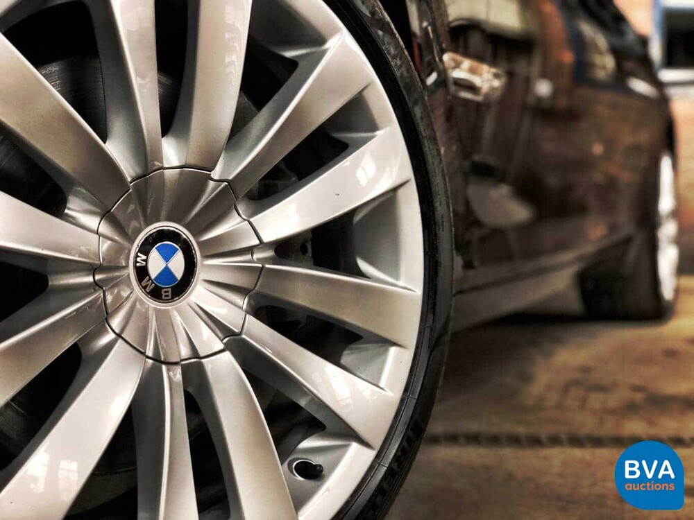 BMW 750i xDrive High Executive 408 PS 2011 -Original NL-, 33-PGS-1.