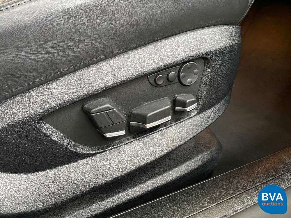 BMW 750i xDrive High Executive 408 PS 2011 -Original NL-, 33-PGS-1.