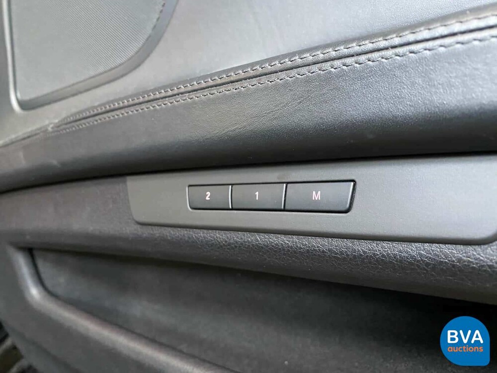 BMW 750i xDrive High Executive 408 PS 2011 -Original NL-, 33-PGS-1.