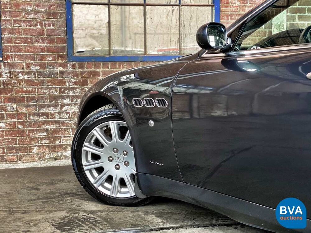 Maserati Quattroporte 4.2 V8 Ferrari Motor 401 PS 2005, 86-XXP-5.