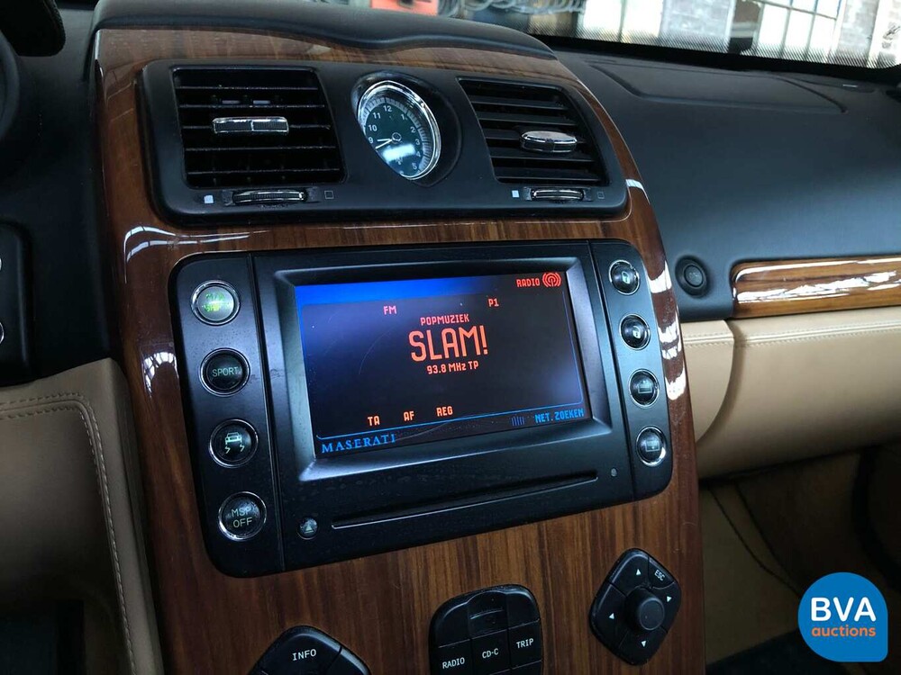 Maserati Quattroporte 4.2 V8 Ferrari Motor 401 PS 2005, 86-XXP-5.