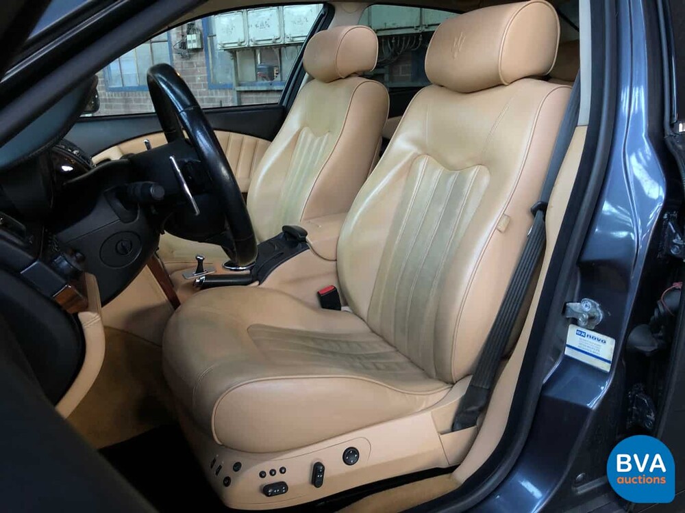 Maserati Quattroporte 4.2 V8 Ferrari Motor 401 PS 2005, 86-XXP-5.