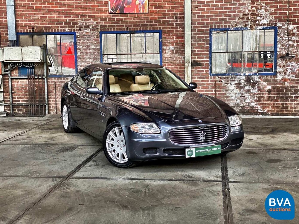 Maserati Quattroporte 4.2 V8 Ferrari Motor 401 PS 2005, 86-XXP-5.