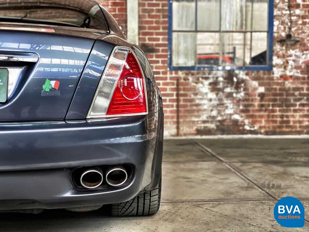 Maserati Quattroporte 4.2 V8 Ferrari Motor 401 PS 2005, 86-XXP-5.