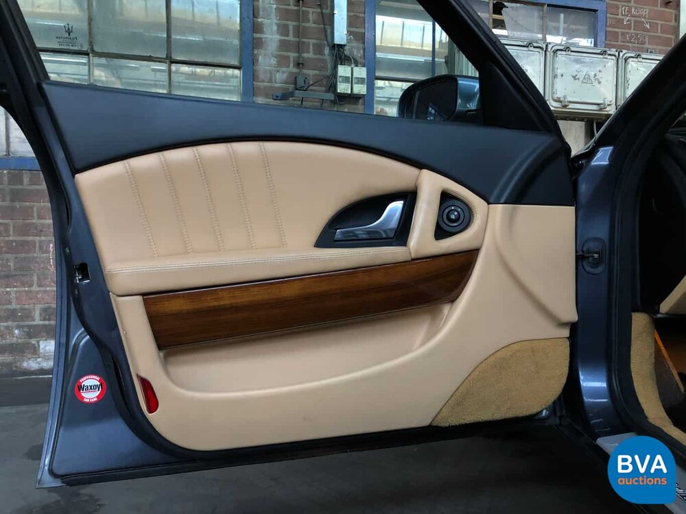 Maserati Quattroporte 4.2 V8 Ferrari Motor 401 PS 2005, 86-XXP-5.