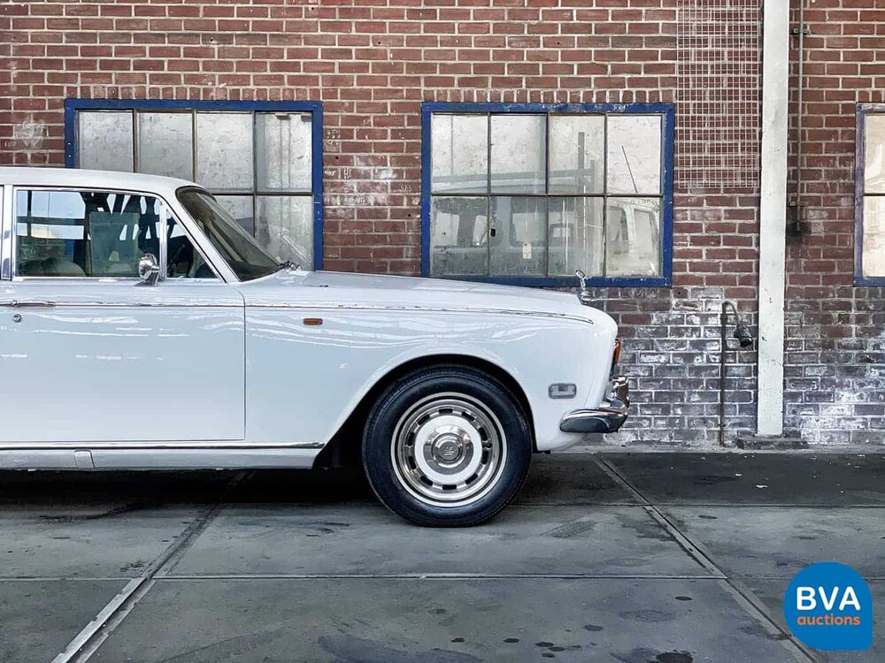 Rolls-Royce Silver Shadow LWB 6.7 V8 1974.