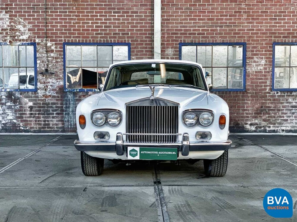Rolls-Royce Silver Shadow LWB 6.7 V8 1974.