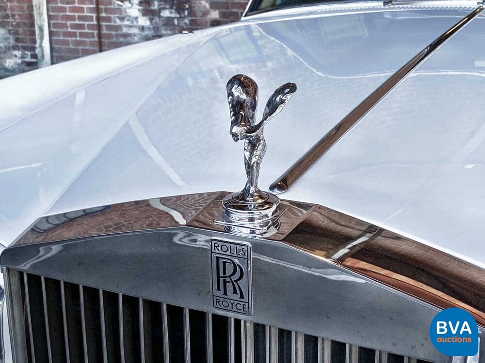 Rolls-Royce Silver Shadow LWB 6.7 V8 1974.