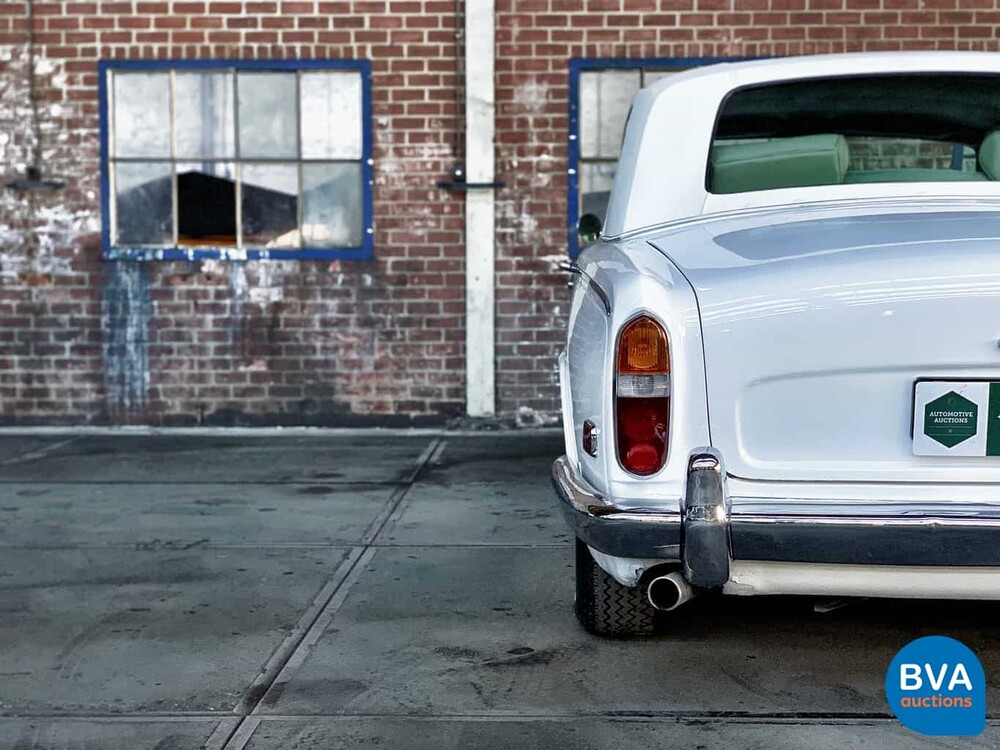 Rolls-Royce Silver Shadow LWB 6.7 V8 1974.