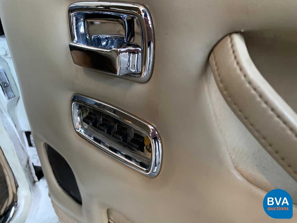 Rolls-Royce Silver Shadow LWB 6.7 V8 1974.