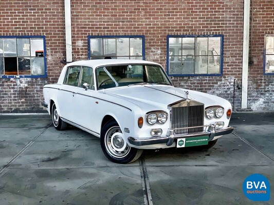 Rolls-Royce Silver Shadow LWB 6.7 V8 1974.