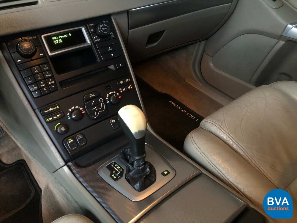 Volvo XC90 D5 AWD 2.4 Exklusive 198 PS 2004 -Org. NL-, 91-NV-BK.