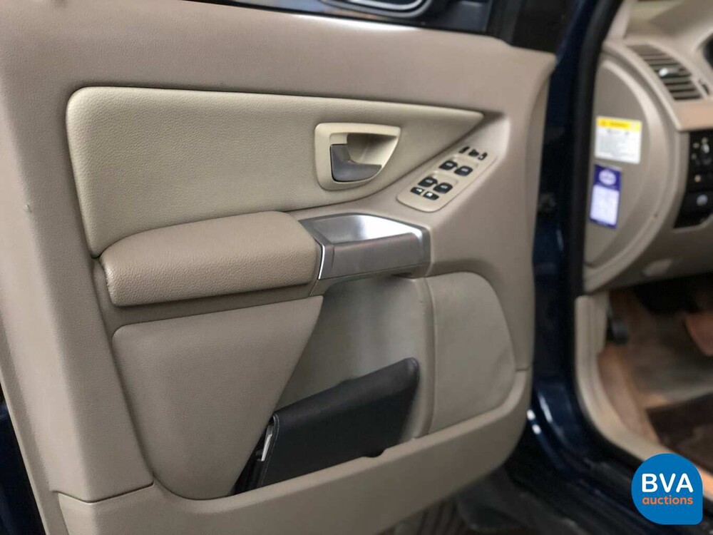 Volvo XC90 D5 AWD 2.4 Exklusive 198 PS 2004 -Org. NL-, 91-NV-BK.