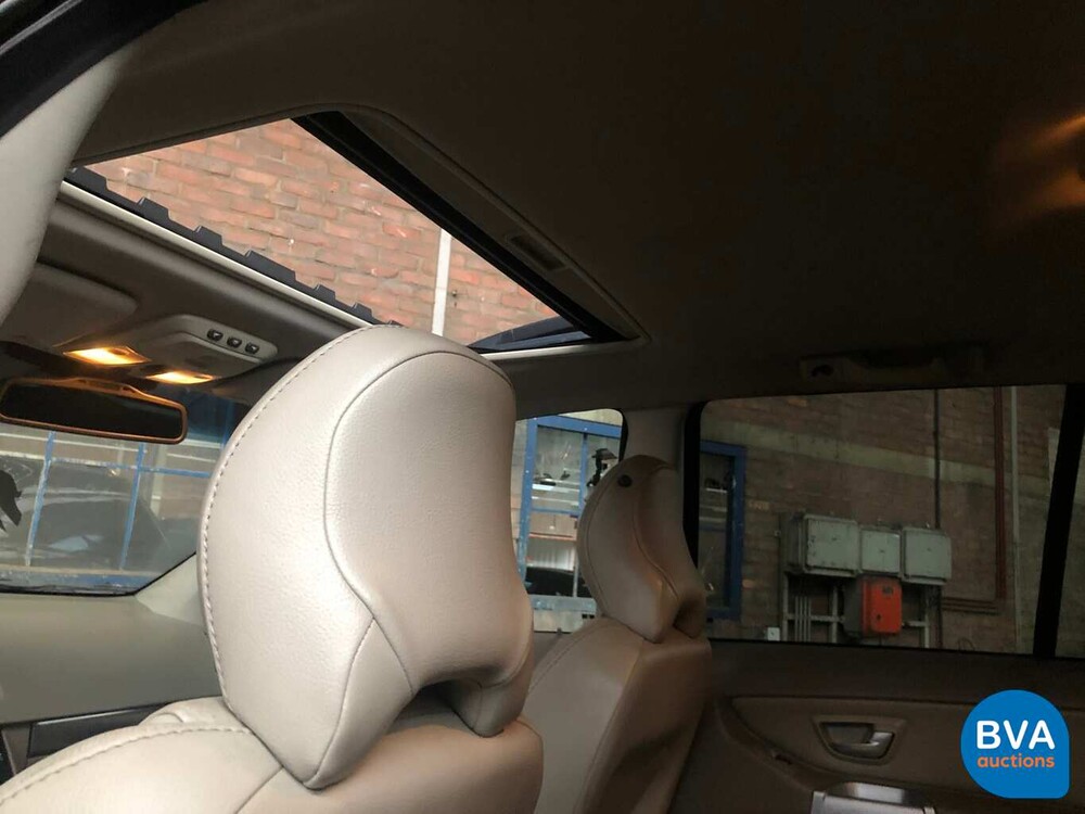 Volvo XC90 D5 AWD 2.4 Exklusive 198 PS 2004 -Org. NL-, 91-NV-BK.