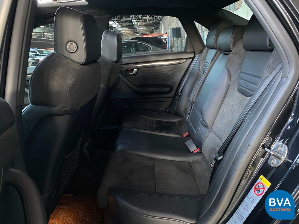 Audi S4 4.2 V8 Quattro Pro Line Limousine 344 PS 2004.