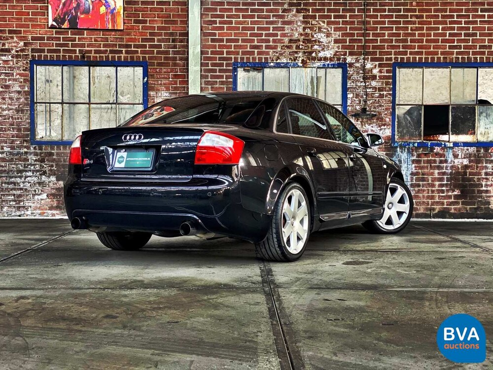 Audi S4 4.2 V8 Quattro Pro Line Limousine 344 PS 2004.