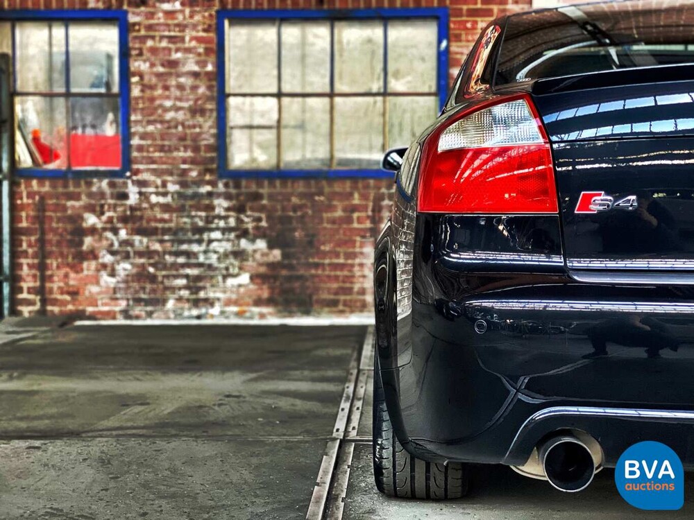 Audi S4 4.2 V8 Quattro Pro Line Limousine 344 PS 2004.