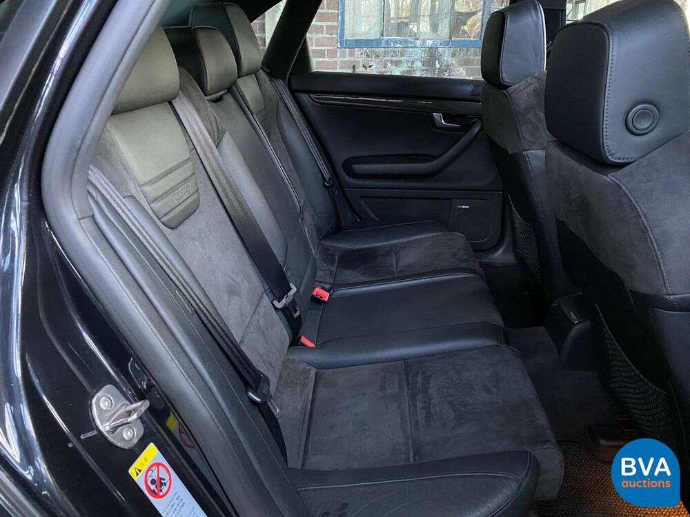 Audi S4 4.2 V8 Quattro Pro Line Limousine 344 PS 2004.