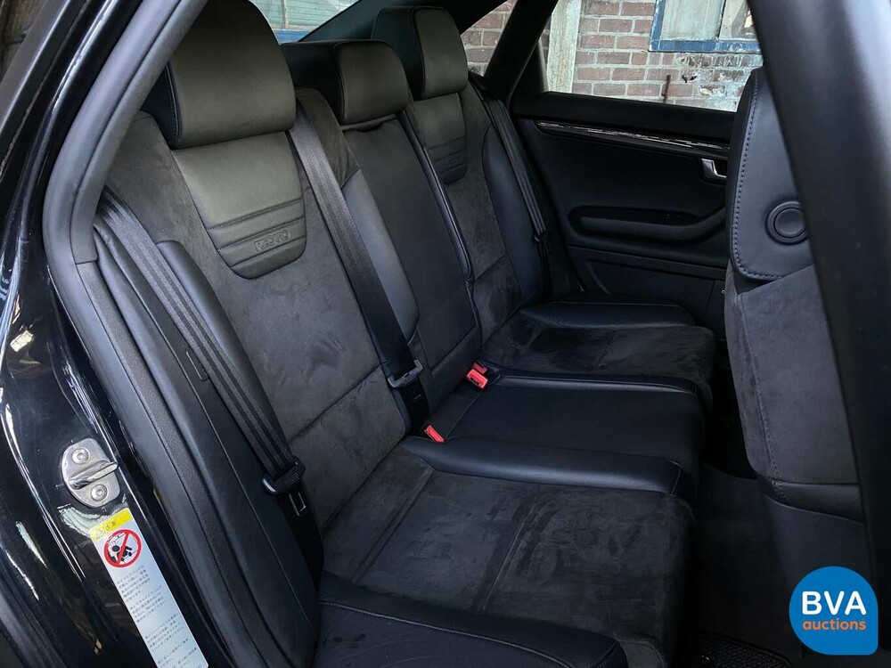 Audi S4 4.2 V8 Quattro Pro Line Limousine 344 PS 2004.