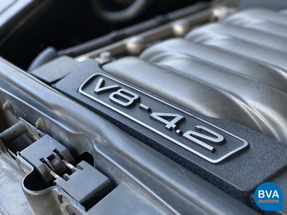 Audi S4 4.2 V8 Quattro Pro Line Limousine 344 PS 2004.