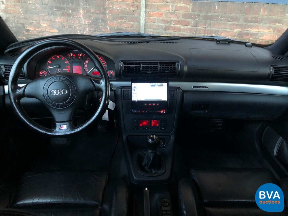 Audi S4 Avant 2.7 V6 Quattro Bi Turbo 265 HP 2001 -Youngtimer-.