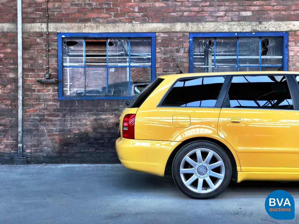 Audi S4 Avant 2.7 V6 Quattro Bi Turbo 265 HP 2001 -Youngtimer-.