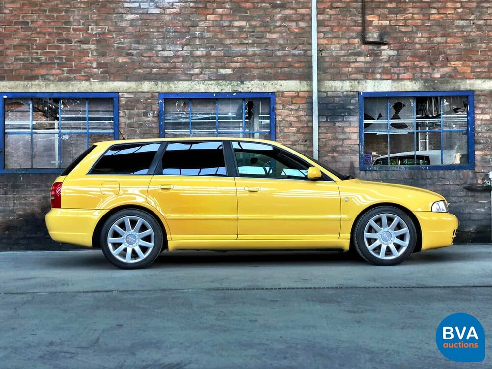 Audi S4 Avant 2.7 V6 Quattro Bi Turbo 265 HP 2001 -Youngtimer-.