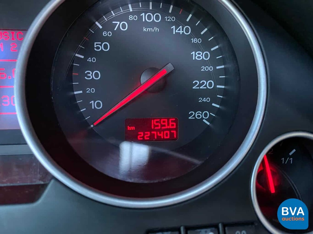 Audi A4 Cabriolet 2.4 V6 170 PS 2002, 14-TJ-FH.