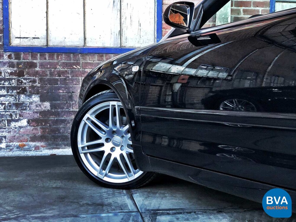 Audi A4 Cabriolet 2.4 V6 170 PS 2002, 14-TJ-FH.