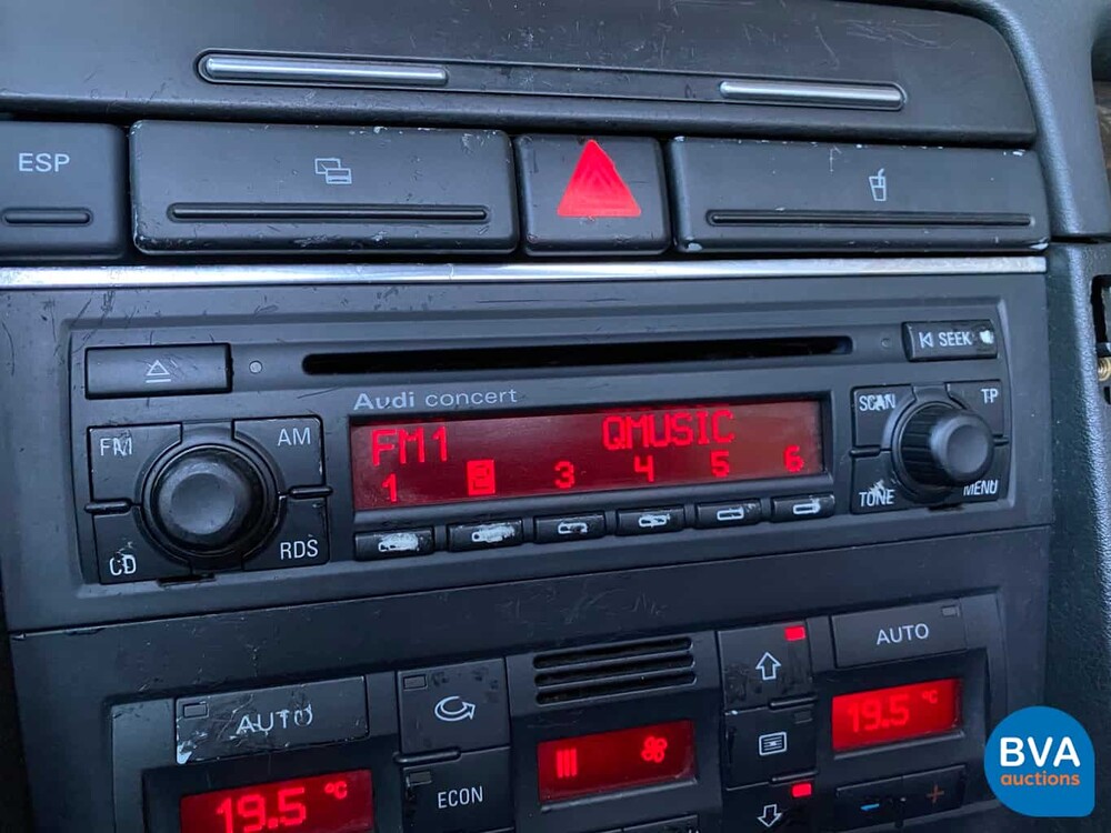 Audi A4 Cabriolet 2.4 V6 170 PS 2002, 14-TJ-FH.